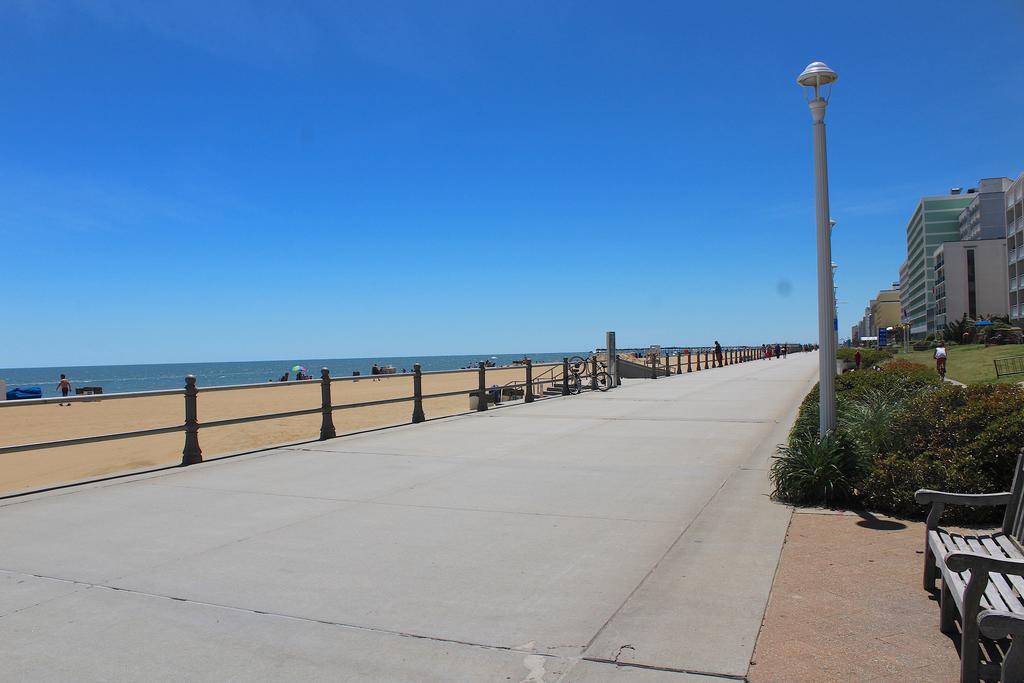 Ocean Sands Resort, Oceanfront, Virginia Beach By Vacatia Dış mekan fotoğraf